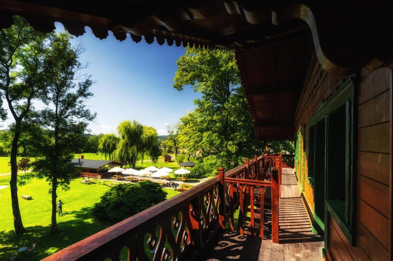 Dworzysko Holiday park 3*